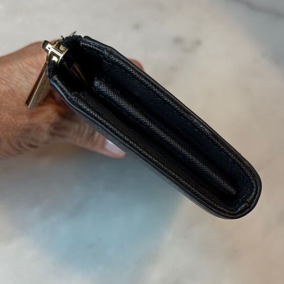 Michael Kors Pebbled Leather Full Sized Zipper Wallet - Picture 7 of 13